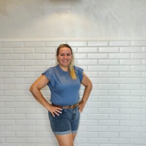 Shorts Jeans C/Cinto Marrom - 44, Jeans Escuro