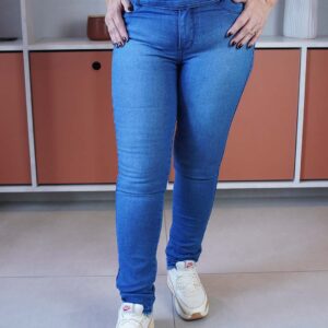 Calça Jeans Feminina Barra Desfiada