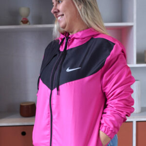 Corta Vento Feminina - Modelo Nike - M, Preto/Lilas